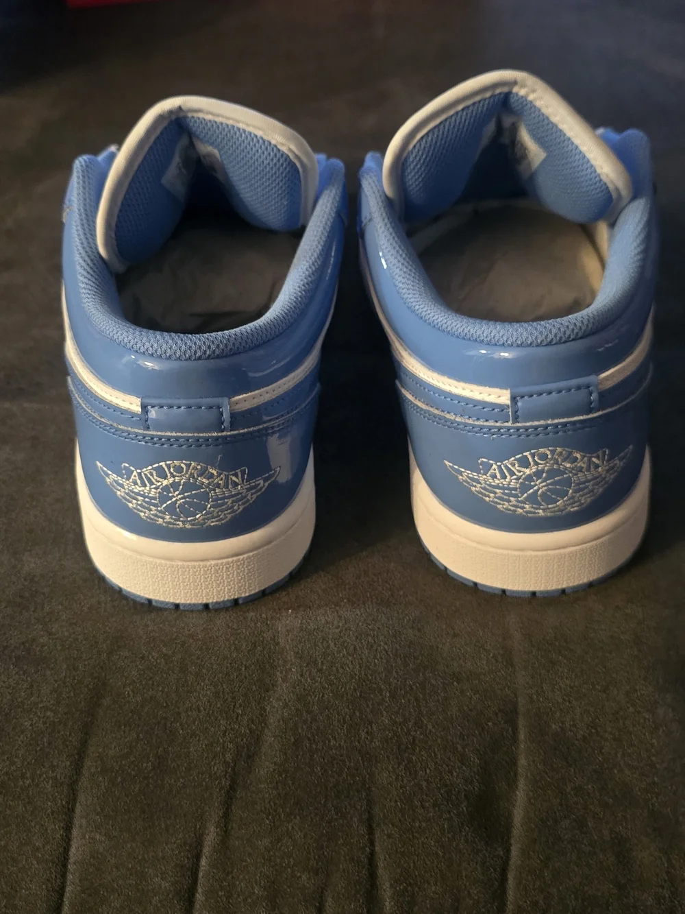 Jordan Low Blue & White University Blue Mens Size 8 New With No Box .